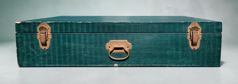 Vintage 1930s Salesman Sample Case Antique Industrial Wood Display Box Green...